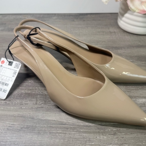 BNWT Zara Faux Patent Leather Nude Slingback size 38/US7.5 - Picture 3 of 7